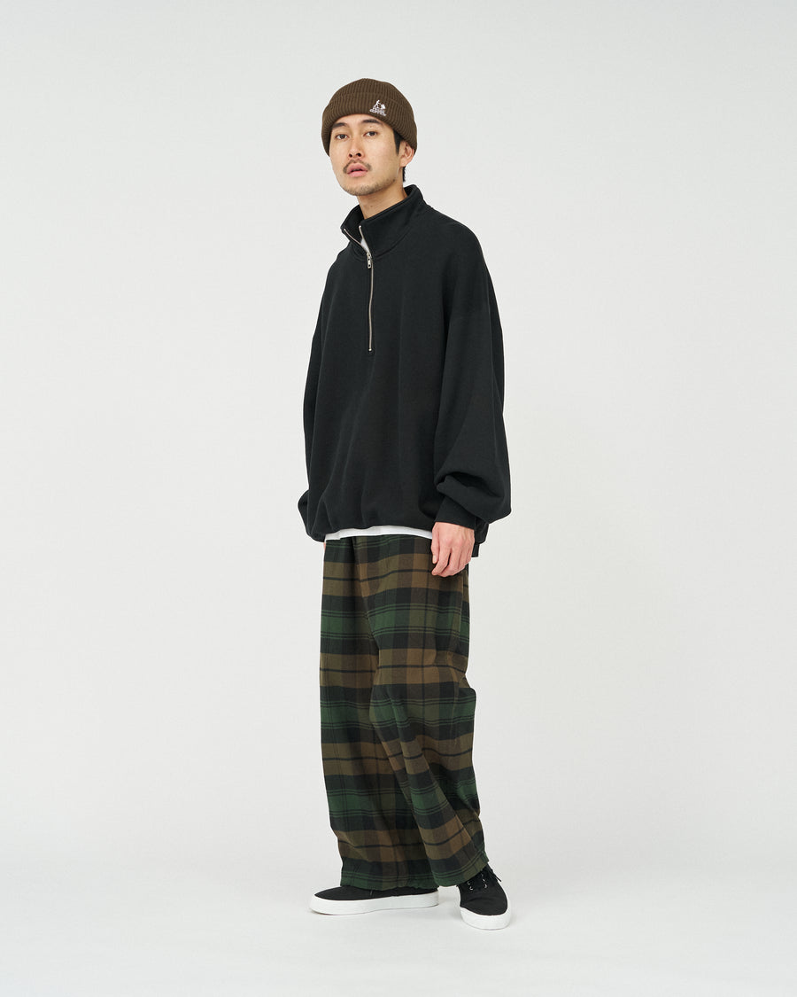 FLANNEL CHECK UTILITY OVER PANTS