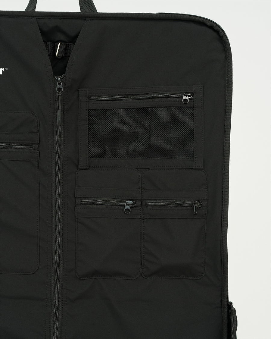 MULTI POCKET GARMENT BAG