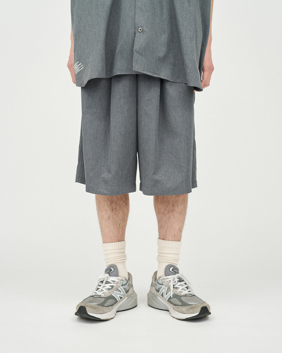COOLFIBER TWO TUCK EASY SHORTS