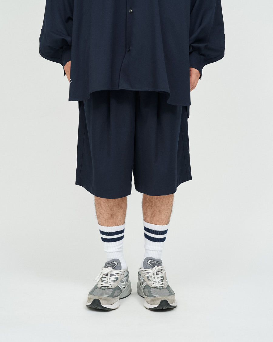 COOLFIBER TWO TUCK EASY SHORTS